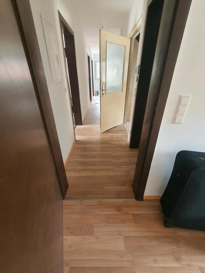 Thumbnail-Wohnung zu verkaufen: 5-Zimmer-Wohnung