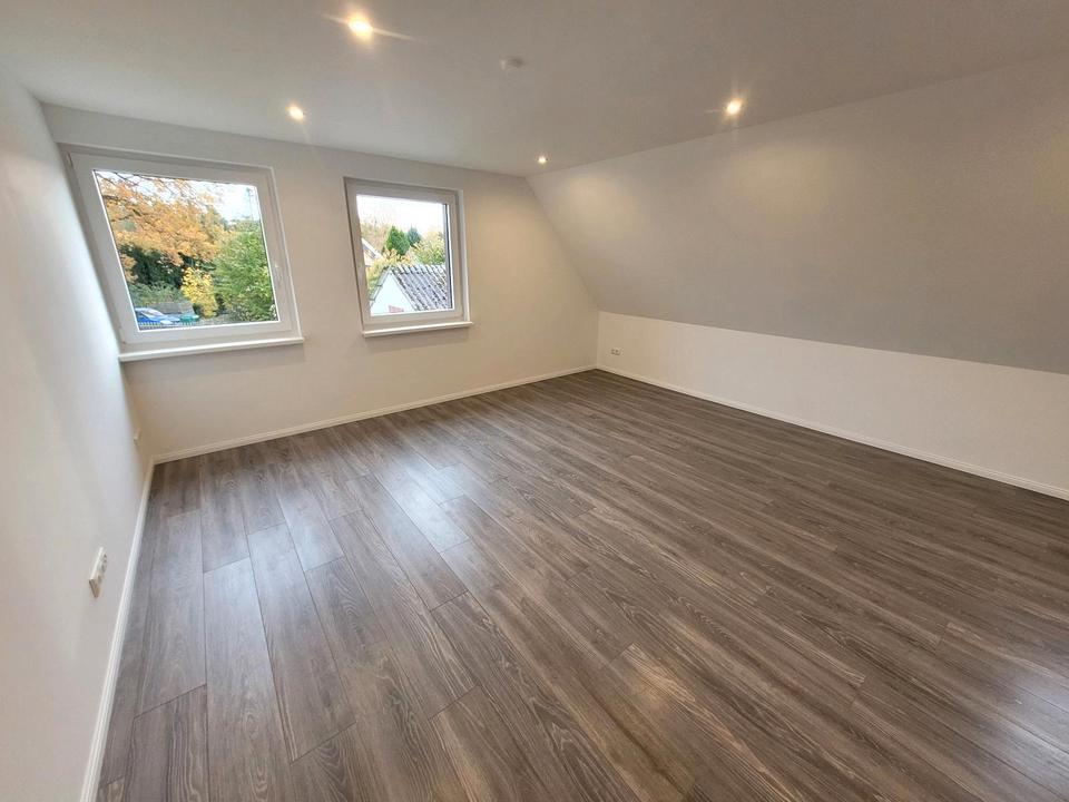 Thumbnail-Kernsanierte 3 Zimmer Wohnung Westertimke zu vermieten 71 m² OG