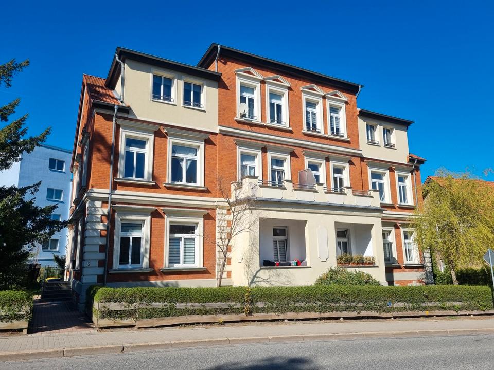 Thumbnail-Komplett renovierte helle 4-Zimmer-Wohnung mit modernem Komfort und historischem Charme