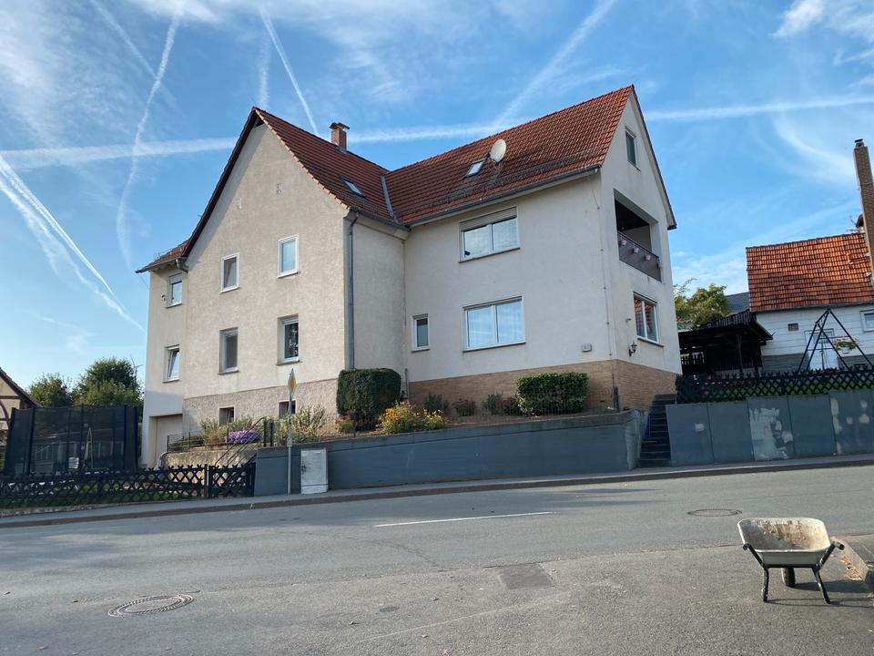 Thumbnail-Haus mit zwei Wohnungen - Provisionsfrei -