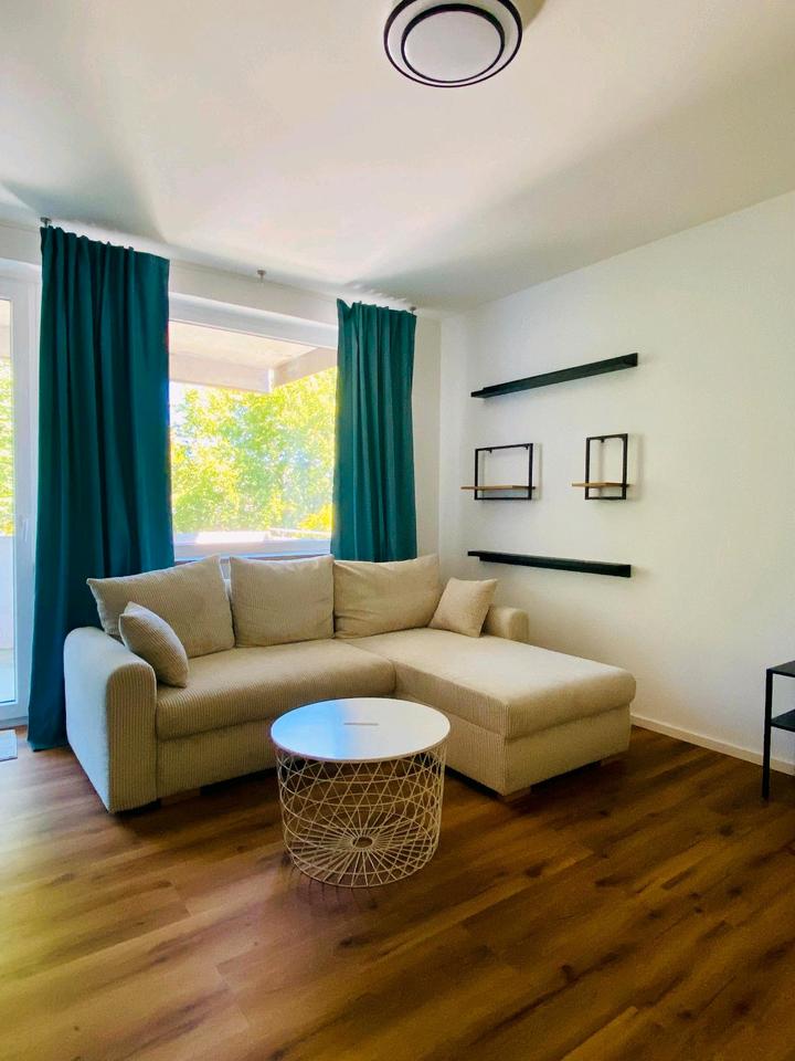 Thumbnail-1-Zimmer-Eigentumswohnung mit Loggia in Bremerhaven-Lehe