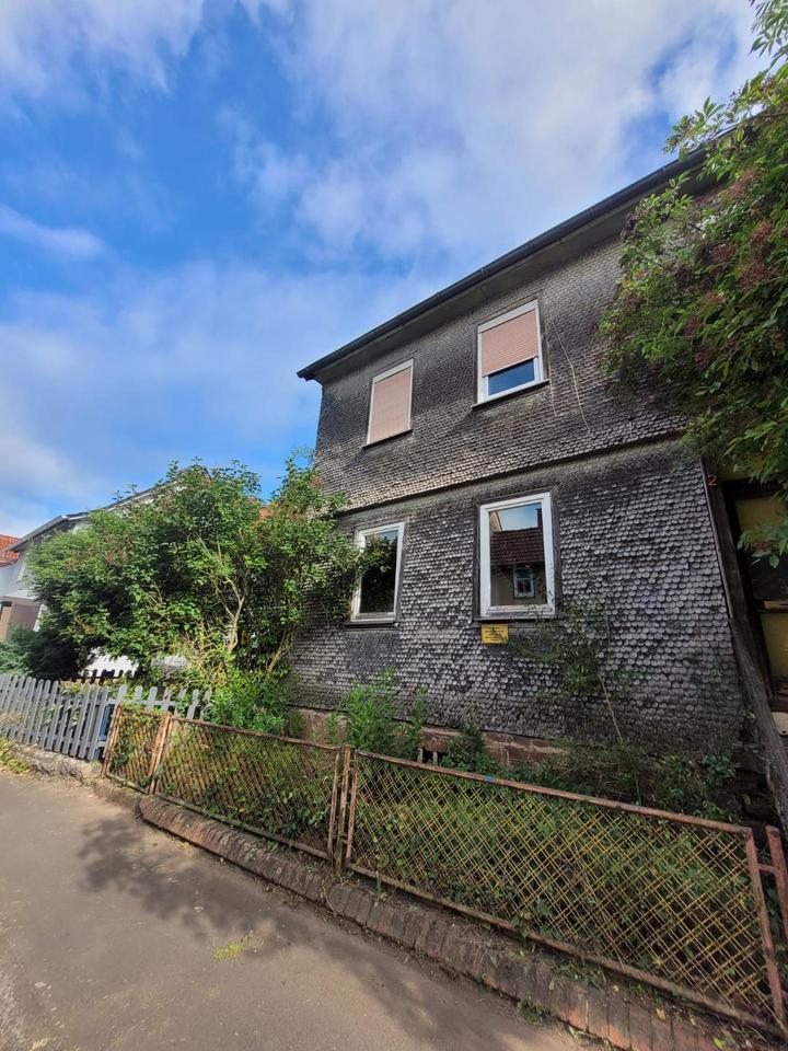 Thumbnail-Denkmalgeschütztes Mehrfamilienhaus in Sterbfritz