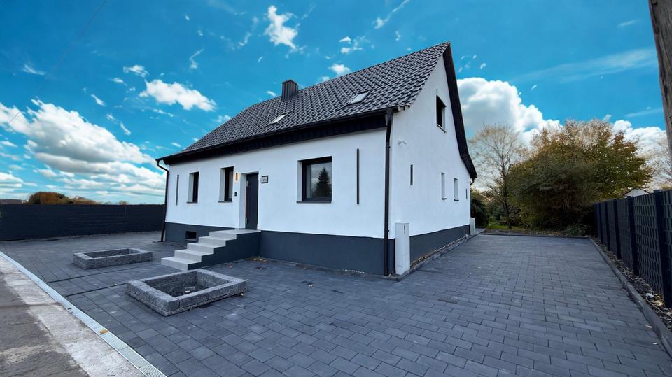 Thumbnail-Kernsaniertes Einfamilienhaus auf großem Grundstück