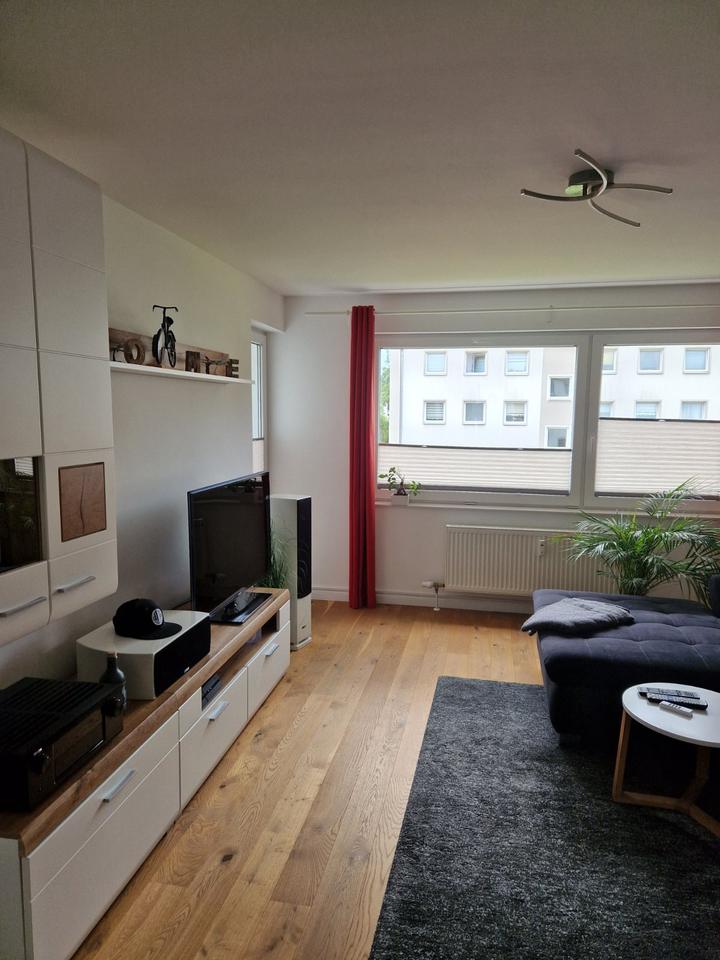 Thumbnail-Helle 3-Zimmer Wohnung mit Süd-West Balkon in Hannover-Vinnhorst