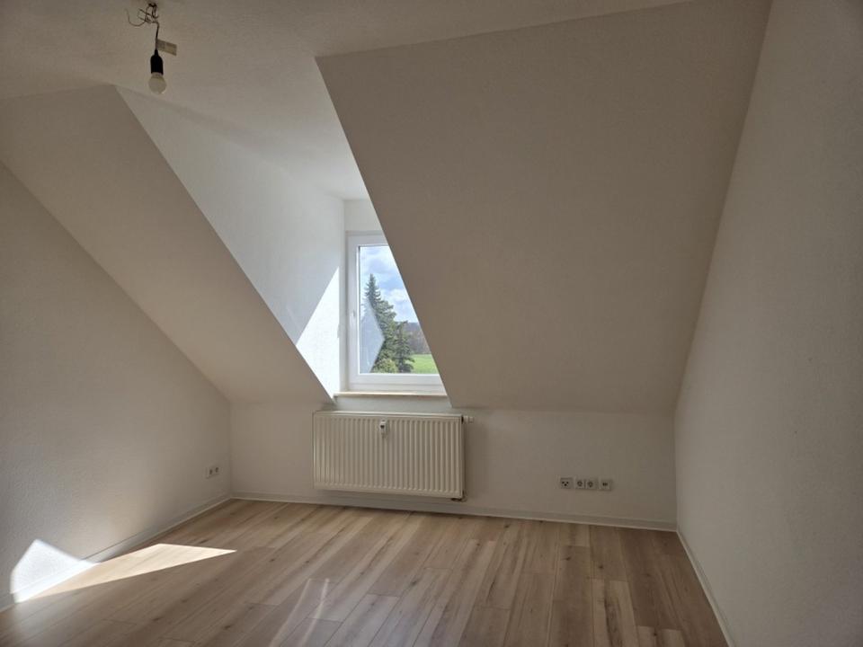 Thumbnail-2-Zi.-Dachgeschosswohnung mit Balkon - Meißen rechts der Elbe - MW7g0307