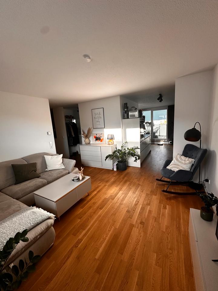 Thumbnail-Zimmer in 2er WG: Hochwertige Wohnung Riedberg mit Skylineblick