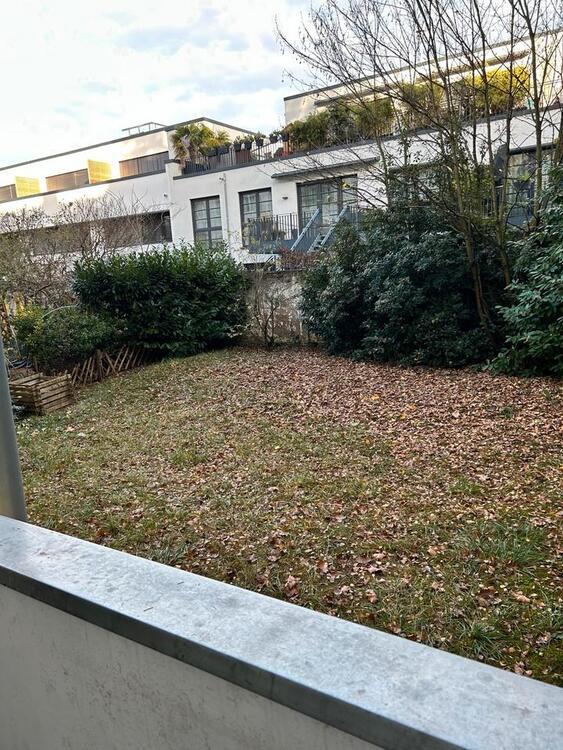 Thumbnail-Helle 2-Zimmer-Wohnung mit Balkon ins Grüne