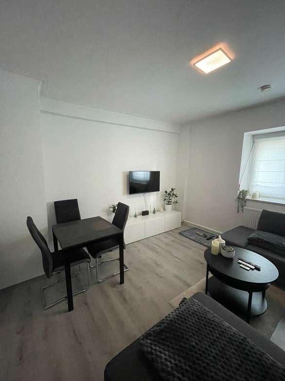 Thumbnail-Helle 3-Zimmer Wohnung mit Terrasse und Einbauküche