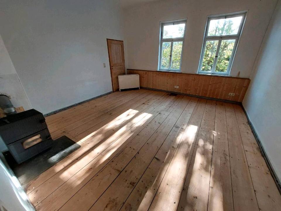 Thumbnail-Familienfreundliche 4,5 - Zimmer Altbauwohnung mit Balkon