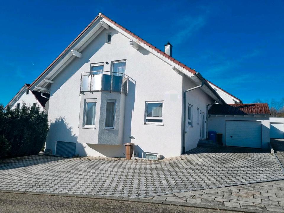 Thumbnail-Großes freistehendes Einfamilienhaus 3 Wohneinheiten