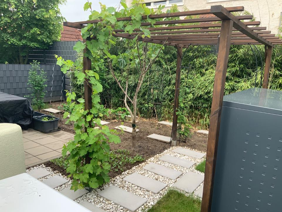 Thumbnail-DHH Garage Garten 10KW-Photovoltaik Wallbox Wärmepumpe