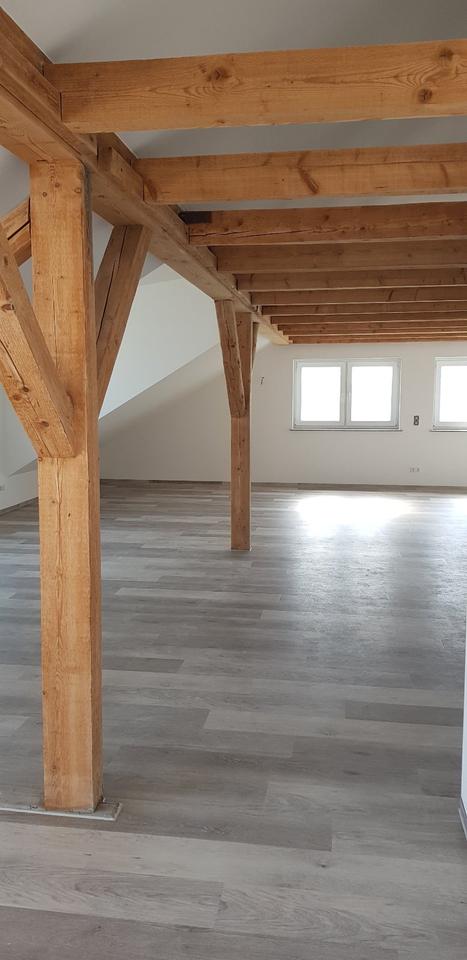 Thumbnail-Helle 2 Zimmer-Wohnung mit Dachterrasse