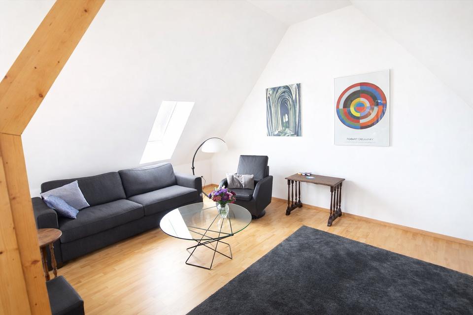 Thumbnail-Moderne 3-Zimmer-Studiowohnung mit Galerie und Balkon - Innenstadt
