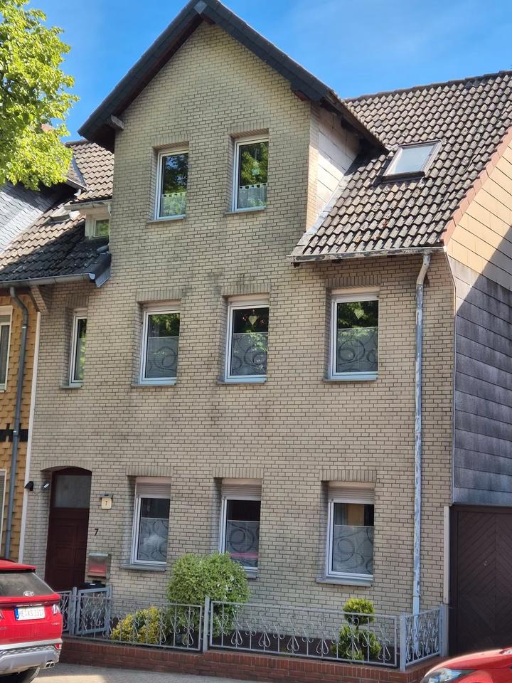 Thumbnail-Haus mit Einliegerwohnung