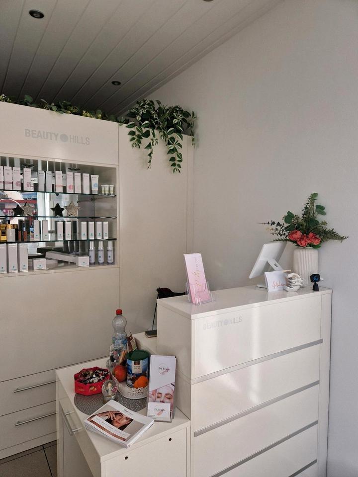 Thumbnail-Kosmetikstudio Stuhlmiete Miete