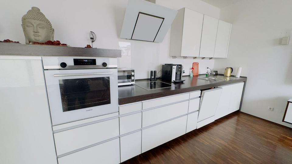 Thumbnail-Luxus-Penthouse in Köln-Marienburg – stilvoll möbliert & bezugsbe