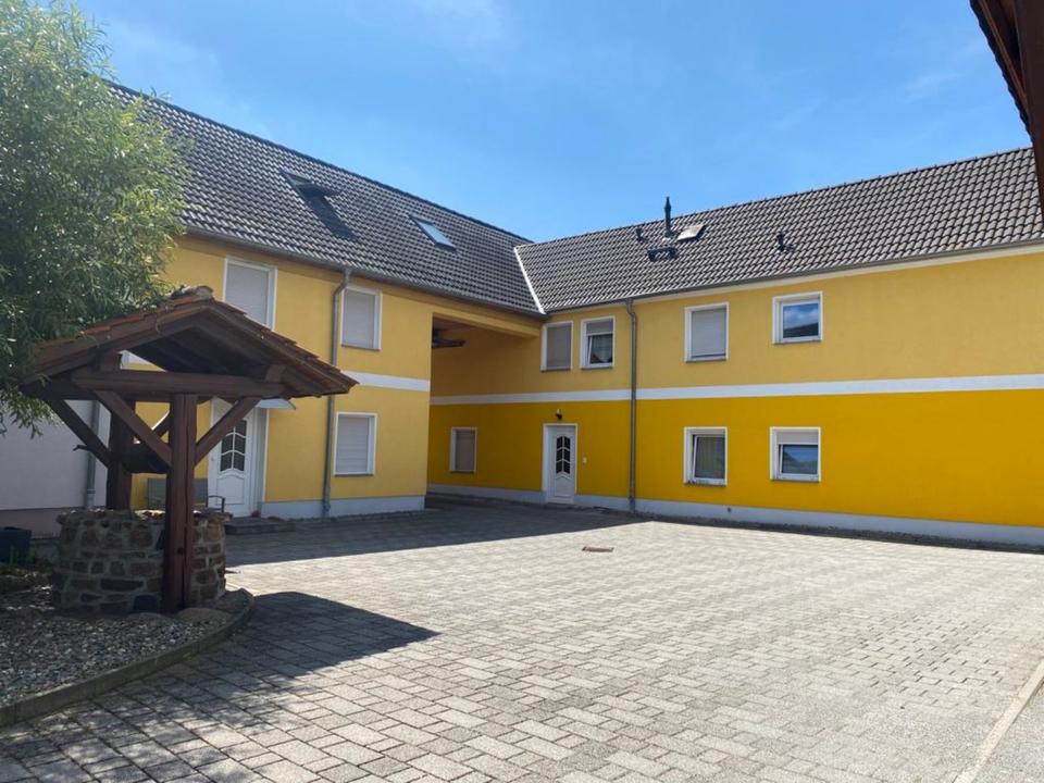 Thumbnail-3-Raum-Maisonettewohnung mit separatem Eingang in Hornhausen – frisch gestrichen