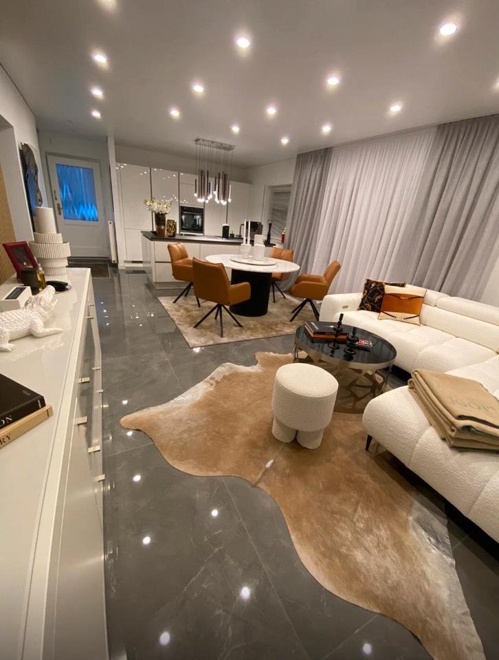 Thumbnail-Exklusive, vollmöblierte 2-Zimmer Eigentumswohnung mit Terrasse