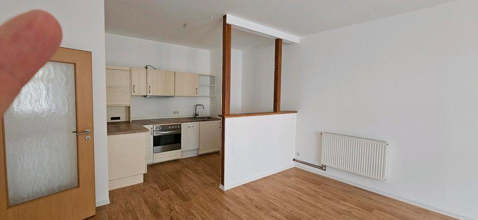 Thumbnail-Helle, geräumige 3-Raumwohnung