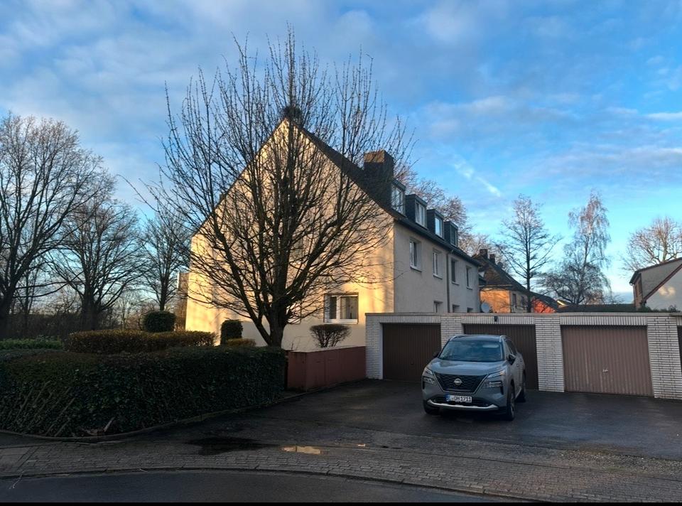 Thumbnail-Top 3,5 Zimmer Wohnung mit Garage im schönen Bedingrade