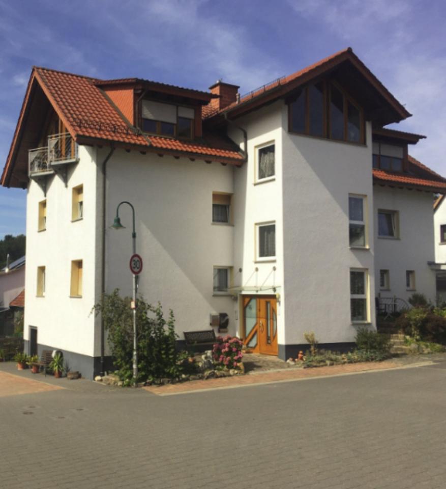 Thumbnail-Großzügige Wohnung in Grasellenbach-Wahlen im Dreifamilienhaus