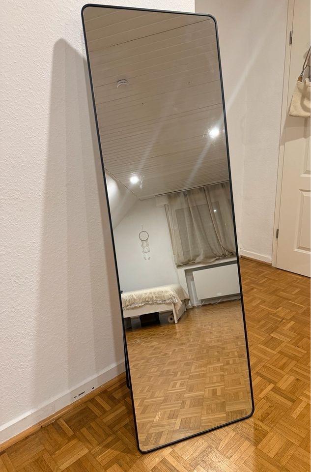 Thumbnail-Ein wunderschönes Zimmer zur Vermietung.