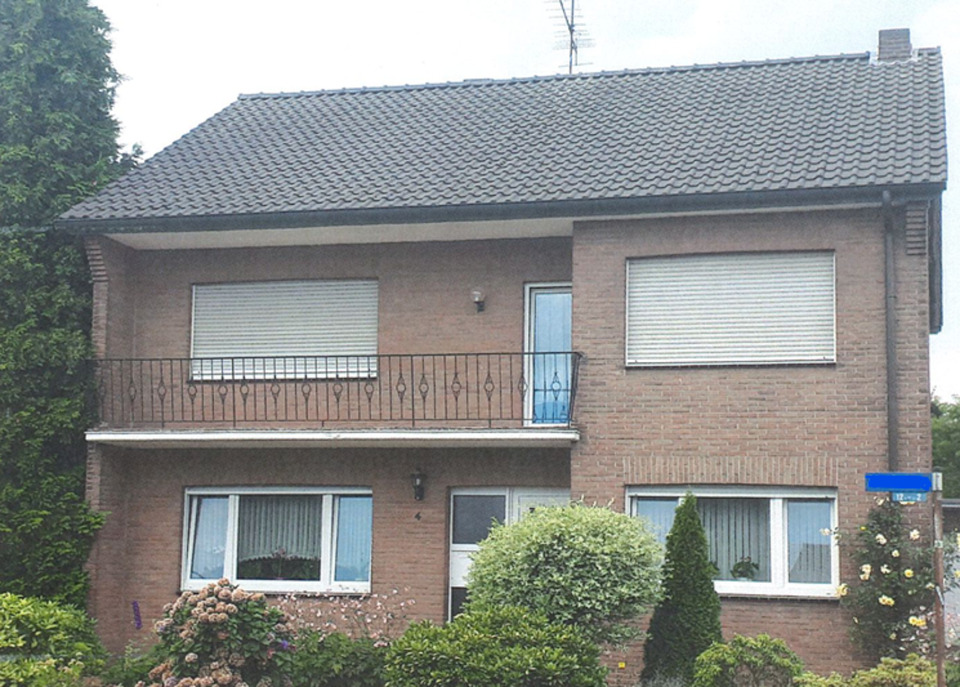 Thumbnail-2-Familienhaus mit Potential