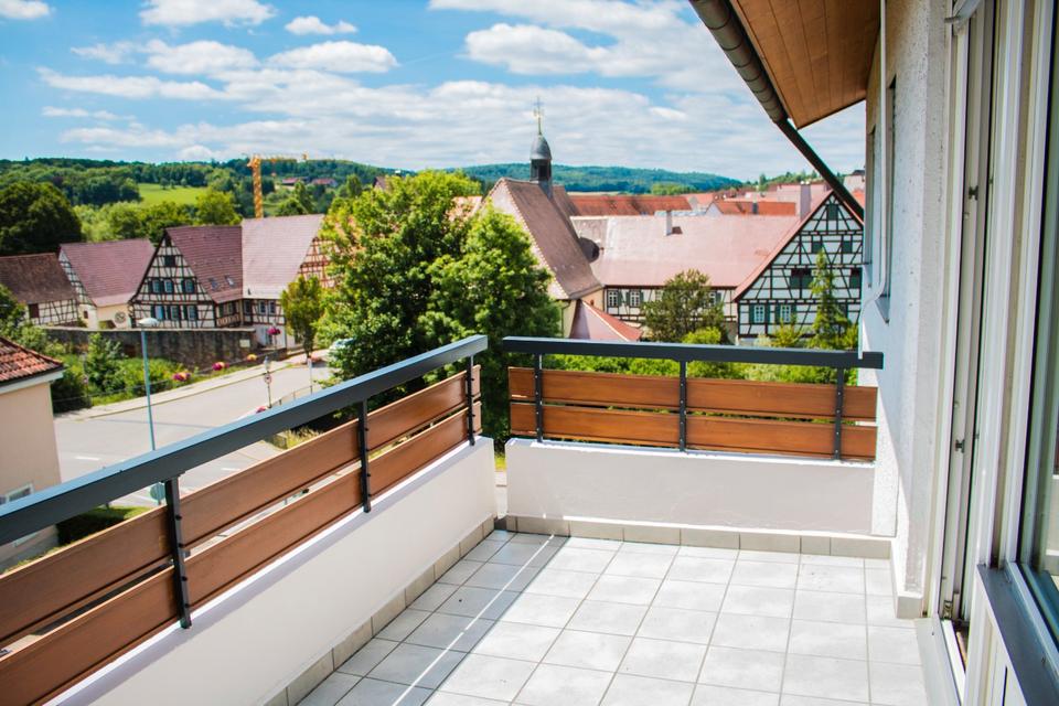 Thumbnail-Helle und großzügige 4-Zimmer-Wohnung mit XL-Balkon in Weil der S