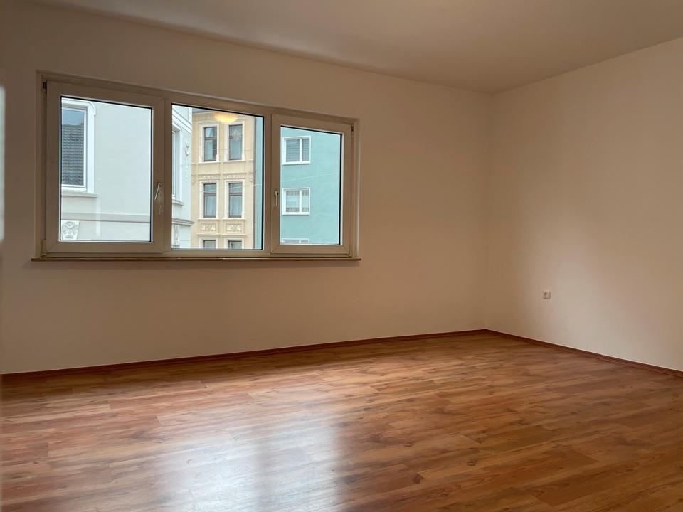 Thumbnail-Helle 2,5-Zi. -Wohnung (64qm) in Barmen - renoviert, zentral