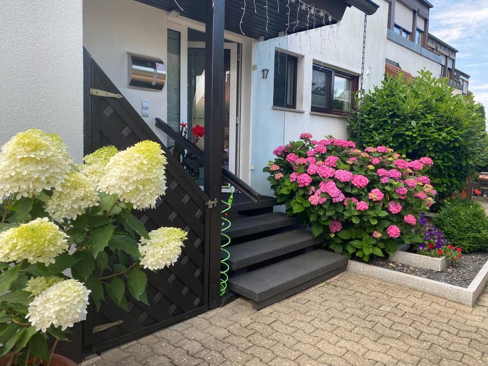 Thumbnail-Reserviert-Umfangreich modernisiertes Reiheneckhaus , Solar&Klima