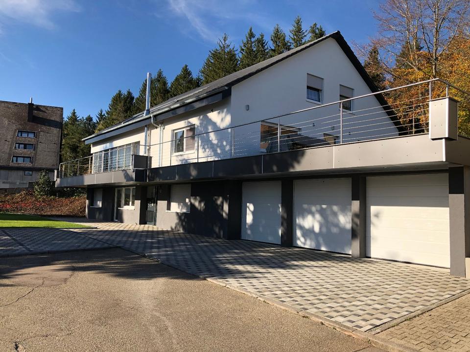 Thumbnail-Top modernisiertes Mehrfamilienhaus in ruhiger Wohnlage