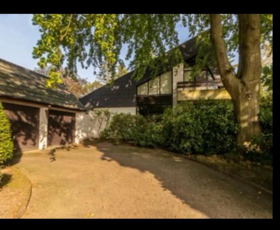 Thumbnail-Großzügiges Haus mit Doppelgarage und Keller in Ganderkesee zu vermieten