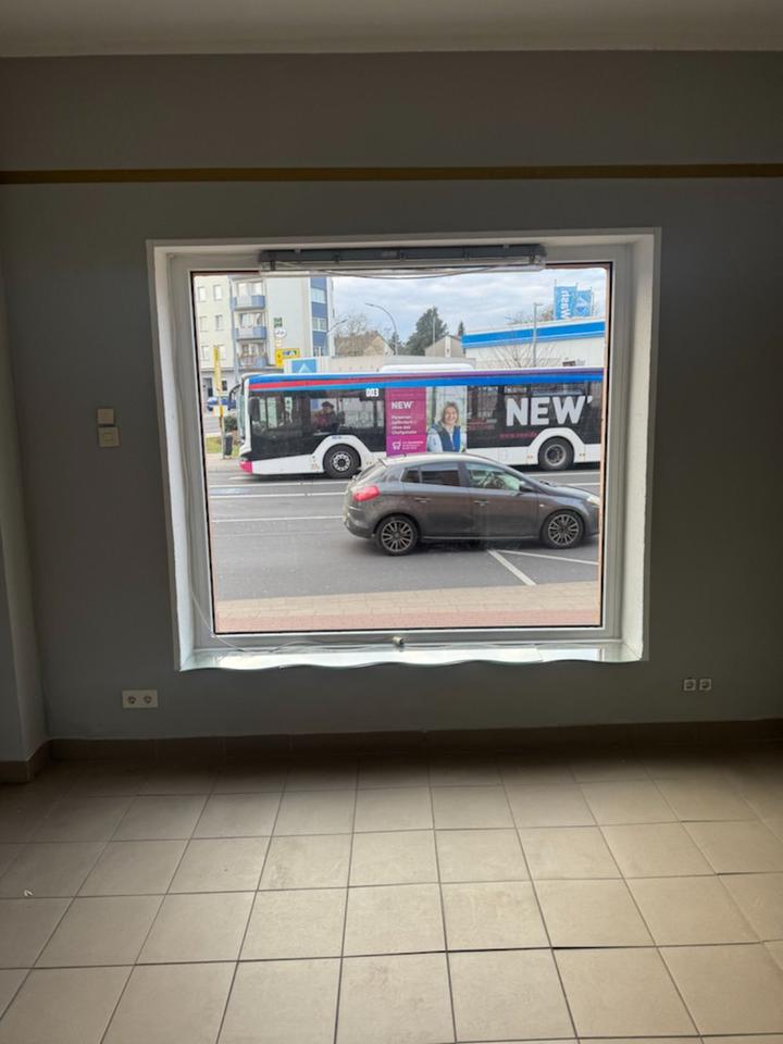 Thumbnail-LADENLOKAL - Mönchengladbach