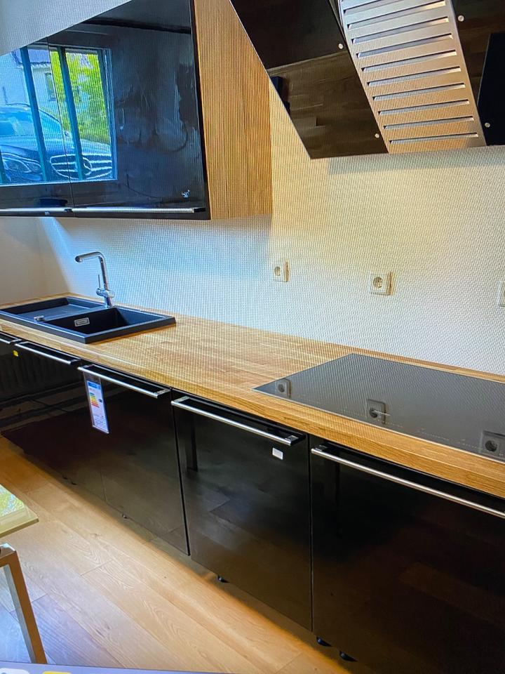 Thumbnail-Ein Zimmer 39 m2 Wohnküche Bad gewerblich nutzbar