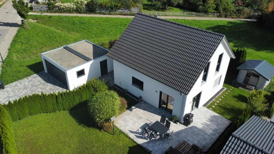 Thumbnail-Einfamilienhaus mit Doppelgarage