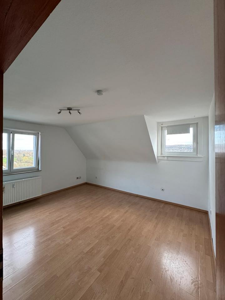 Thumbnail-3-Zimmer Dachgeschosswohnung in Wetzlar-Naunheim