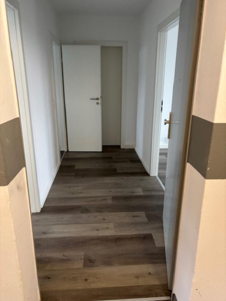 Thumbnail-Bergsteigerrabatt sanierte Drei-Raum Wohnung mit Balkon 1 Monat kaltmietfrei