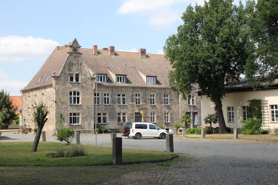 Thumbnail-Attraktive Dachgeschosswohnung mit 3,5 Zimmern und 113 qm Wfl zu