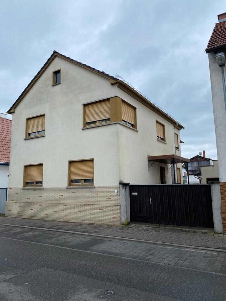 Thumbnail-Provisionsfrei! Zweifamilienhaus zu verkaufen in Bürstadt