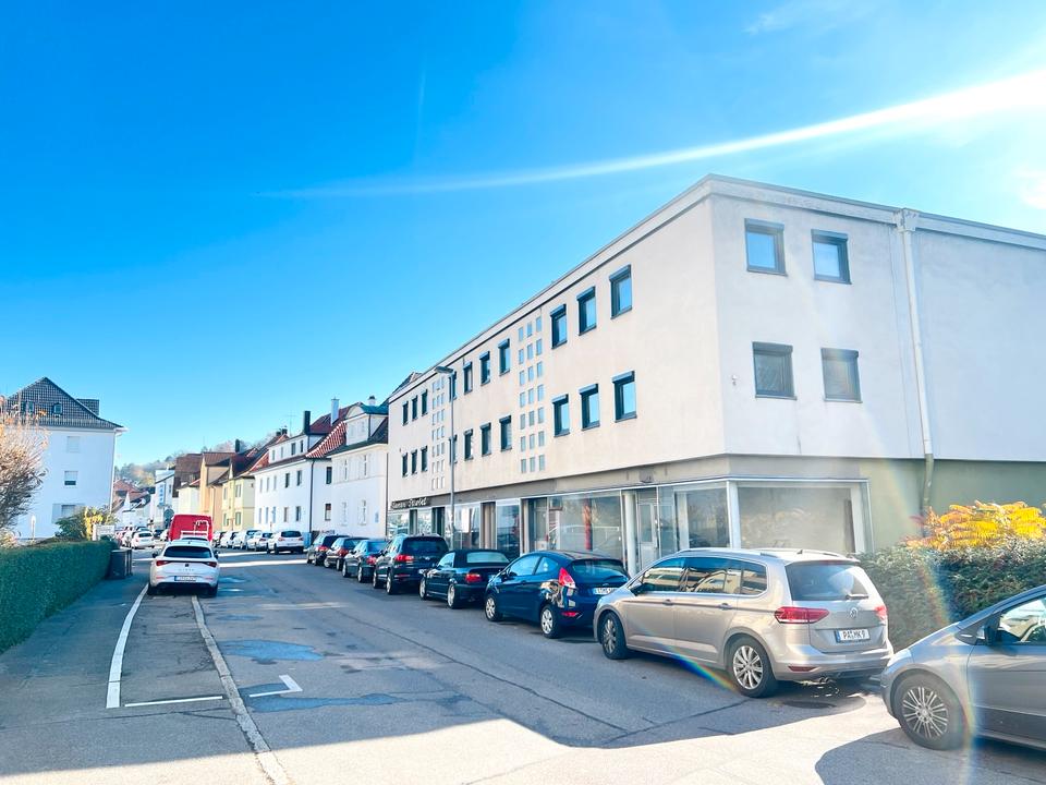 Thumbnail-Zentral gelegene hochwertig kernsanierte 2-Zimmer-Wohnung