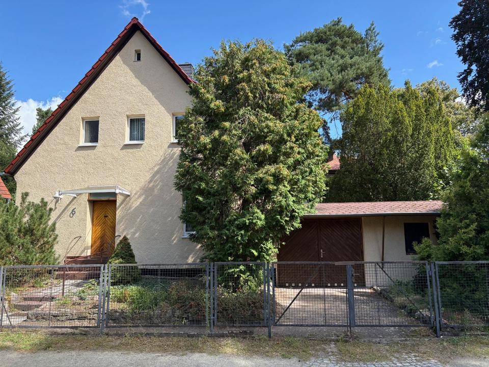 Thumbnail-Einfamilienhaus mit Garten ab April in Kleinmachnow zu vermieten