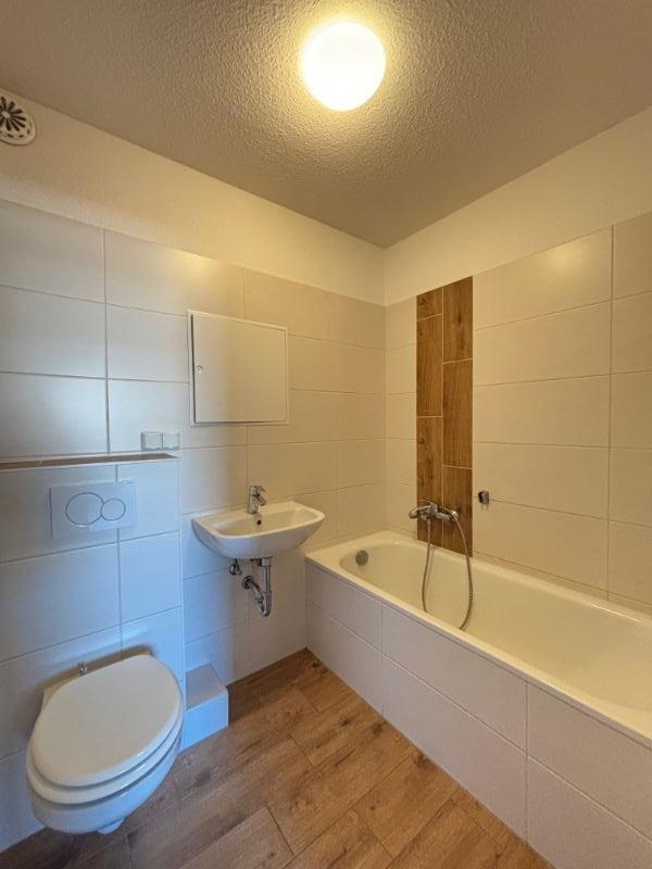 Thumbnail-Renovierte Wohnung wartet auf neuen Mieter!