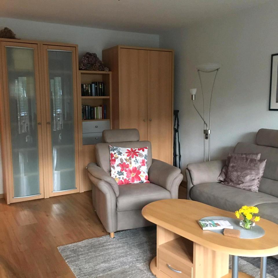 Thumbnail-42 m² große gemütliche helle möblierte Wohnung