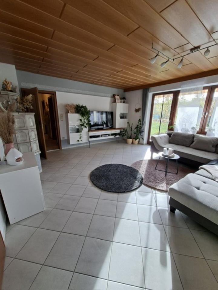 Thumbnail-Helle 4-Zimmer-Wohnung, 107m², ab 1.2.2026, in 86738 Deiningen