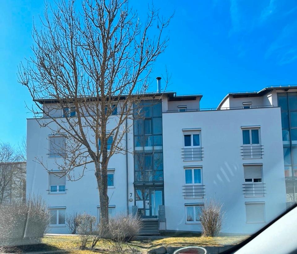 Thumbnail-Moderne ETW, 2 Zimmer, Wohnung, Tiefgarage, Laichingen