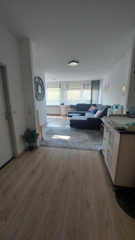 Thumbnail-Schöne 3-Zimmer-Wohnung mit Weserblick in Blumenthal Anfrage stop