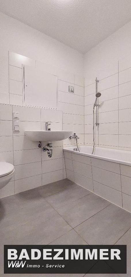 Thumbnail-4 Zimmer mit Balkon,frisch saniert mit Aufzug