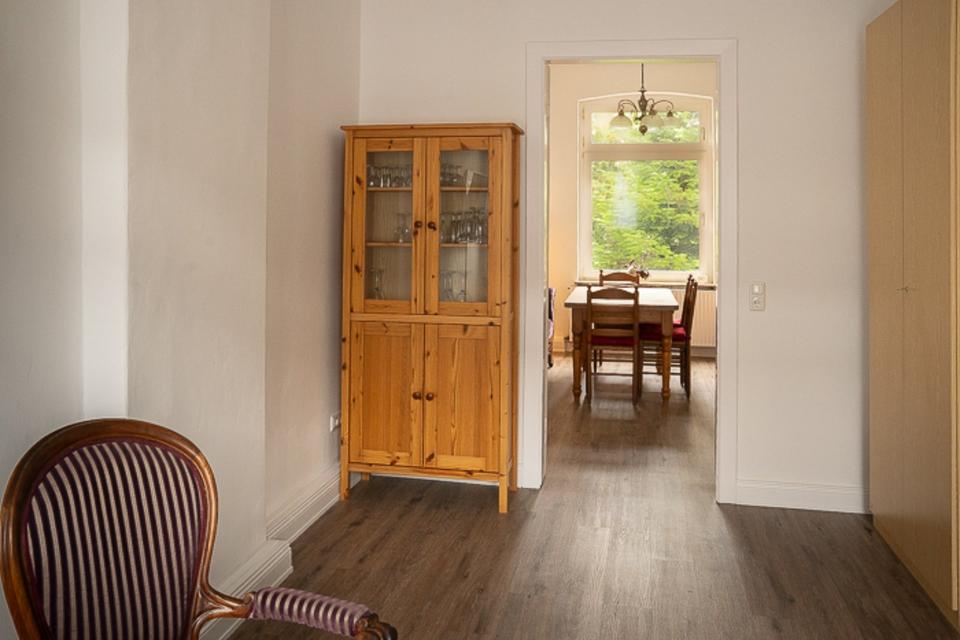 Thumbnail-Möbelierte 4 Zimmer Wohnung zu verm.