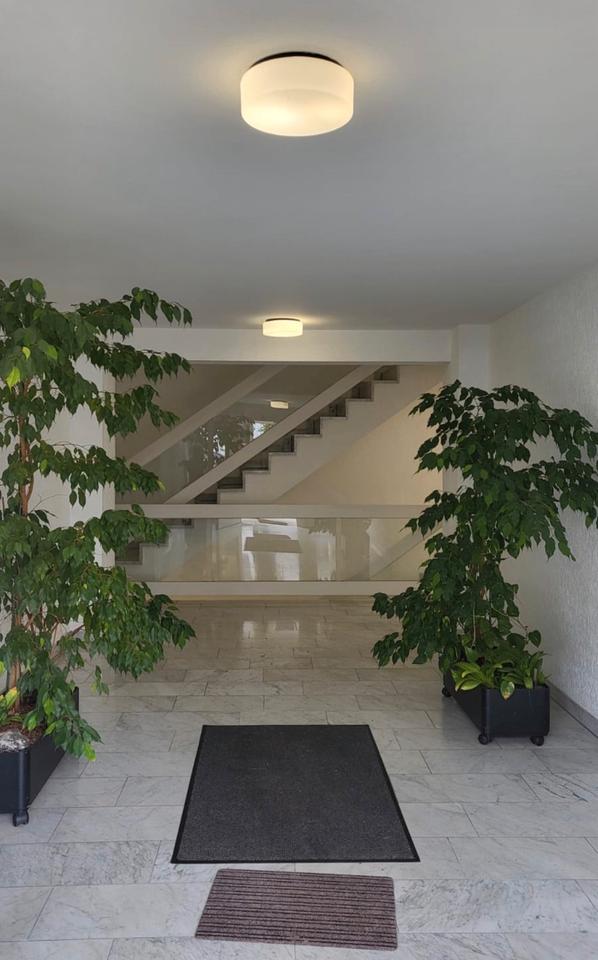 Thumbnail-1,5 Zimmer Apartment mit Garage und Sonnenloggia
