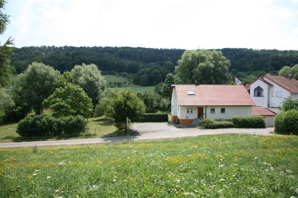 Thumbnail-Wohnung im Grünen mit großem Garten